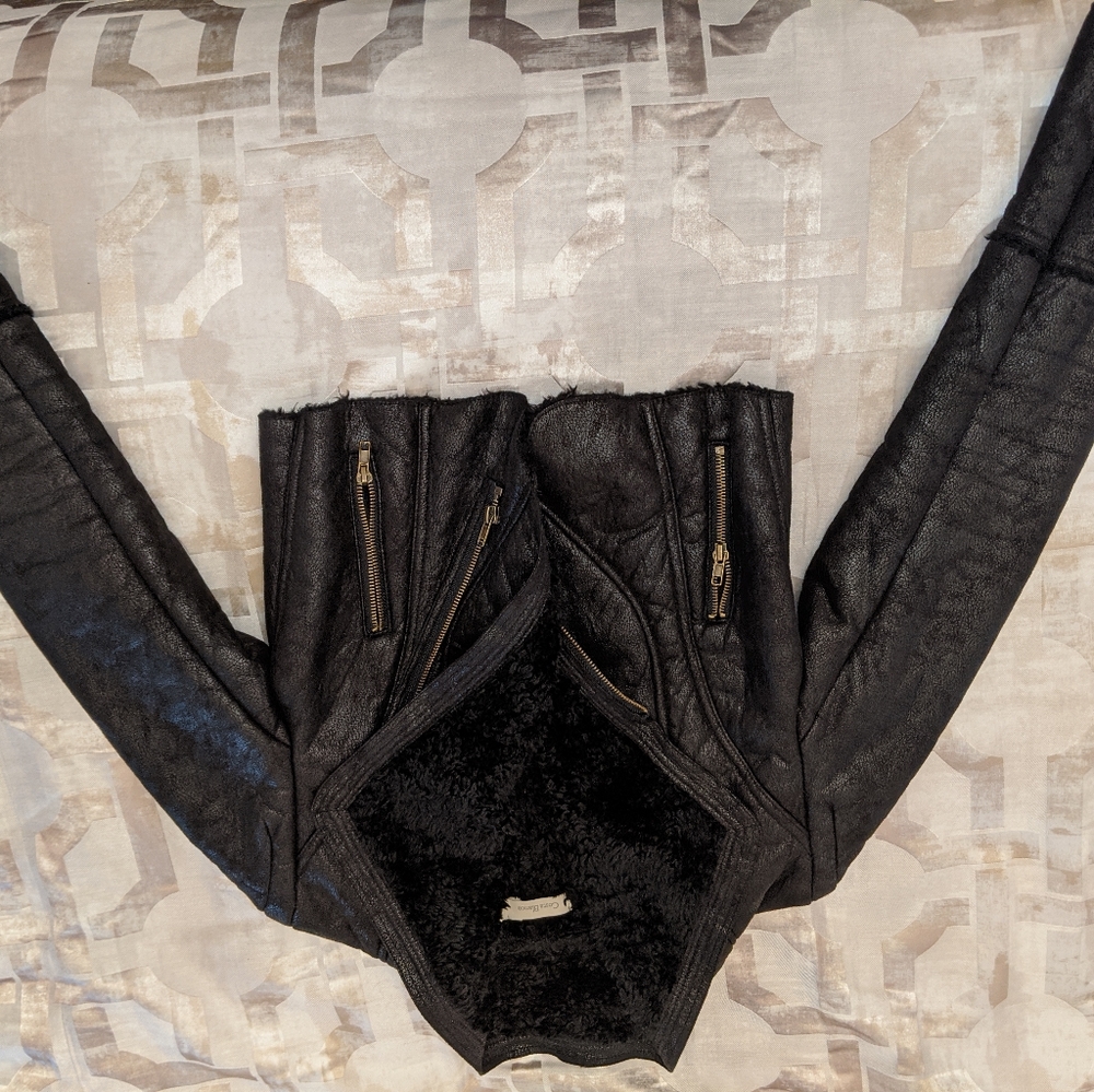 Jacket - Picture 4 of 4